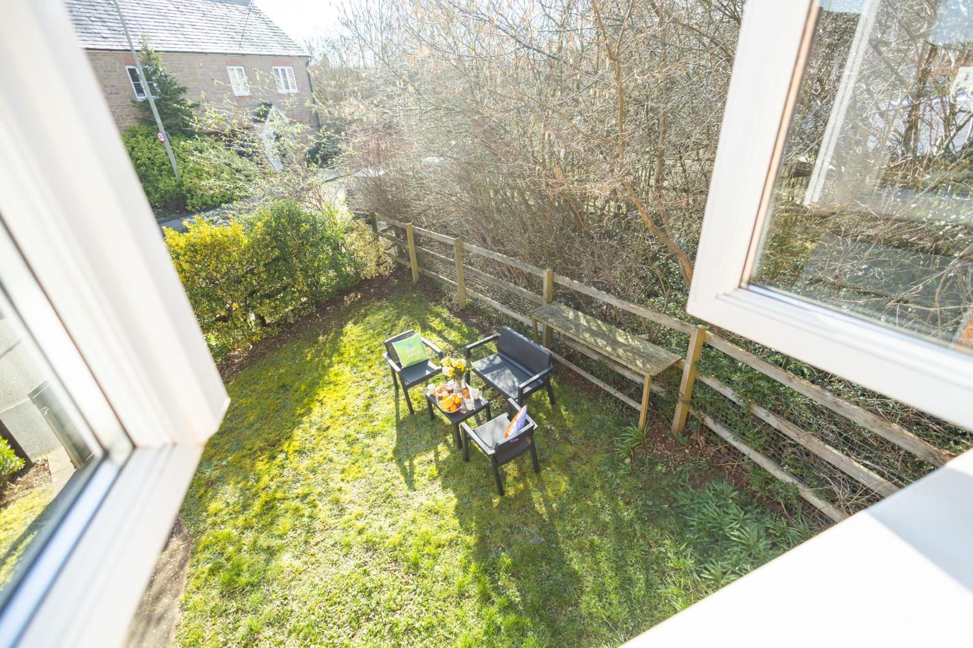 Garden House Near Shops In Quiet Location Villa Банбъри Екстериор снимка
